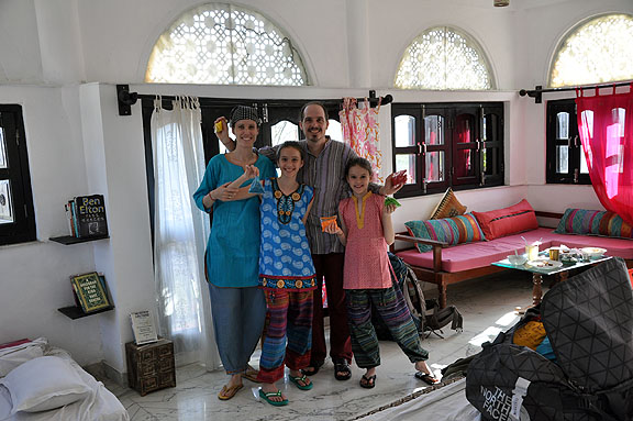 Inde 2279
