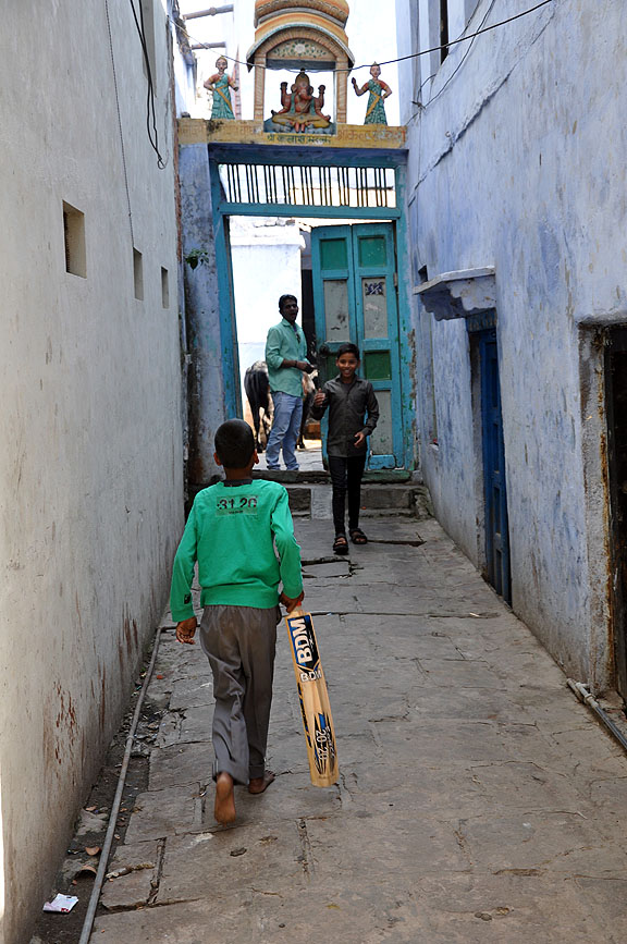 Inde 274