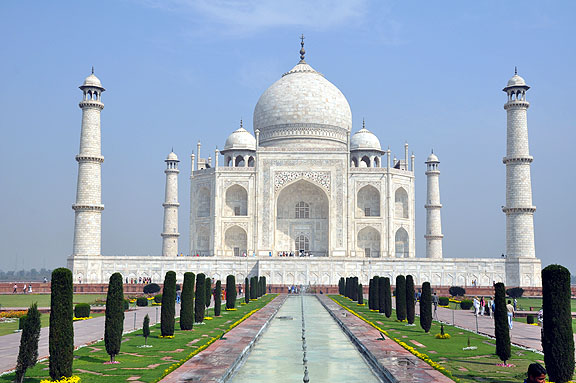 Inde 831
